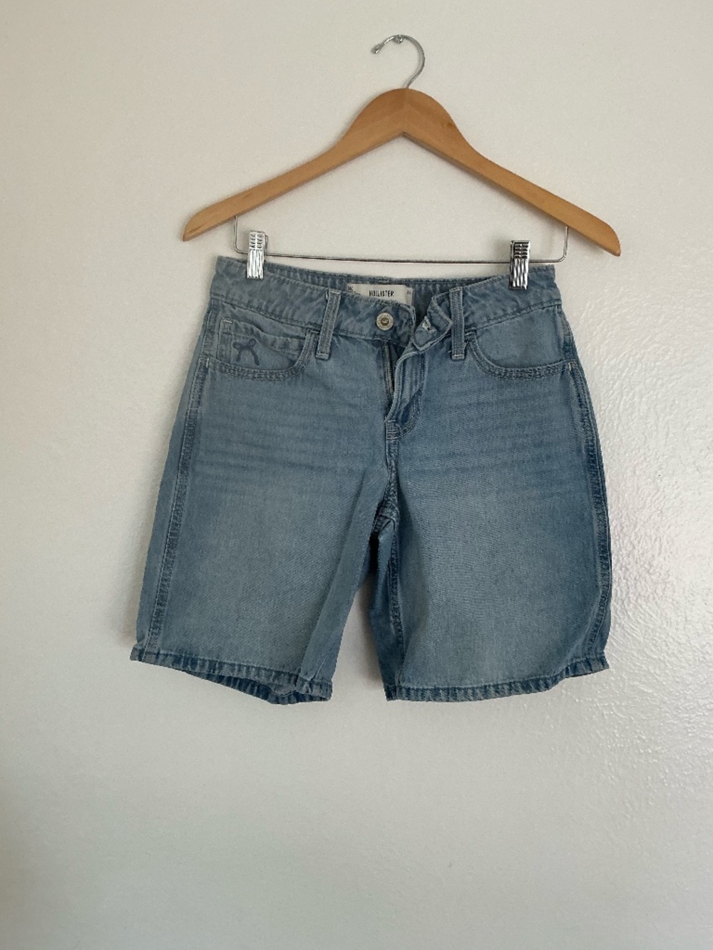 Hollister Coastal Low-Rise Baggy Denim Jort Shorts Anchor W23
